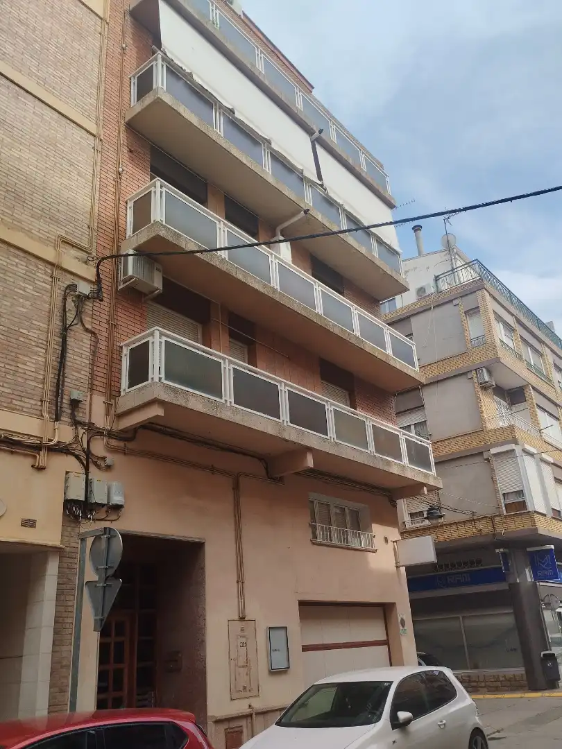 Vista exterior de Dúplex en venta en Fraga con Calefacción, Terraza y Amueblado