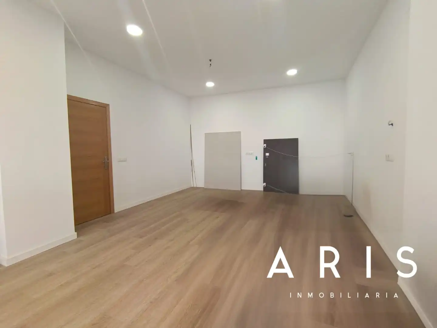 Geschaftsraum zur Miete in Alhaurín de la Torre mit Klimaanlage