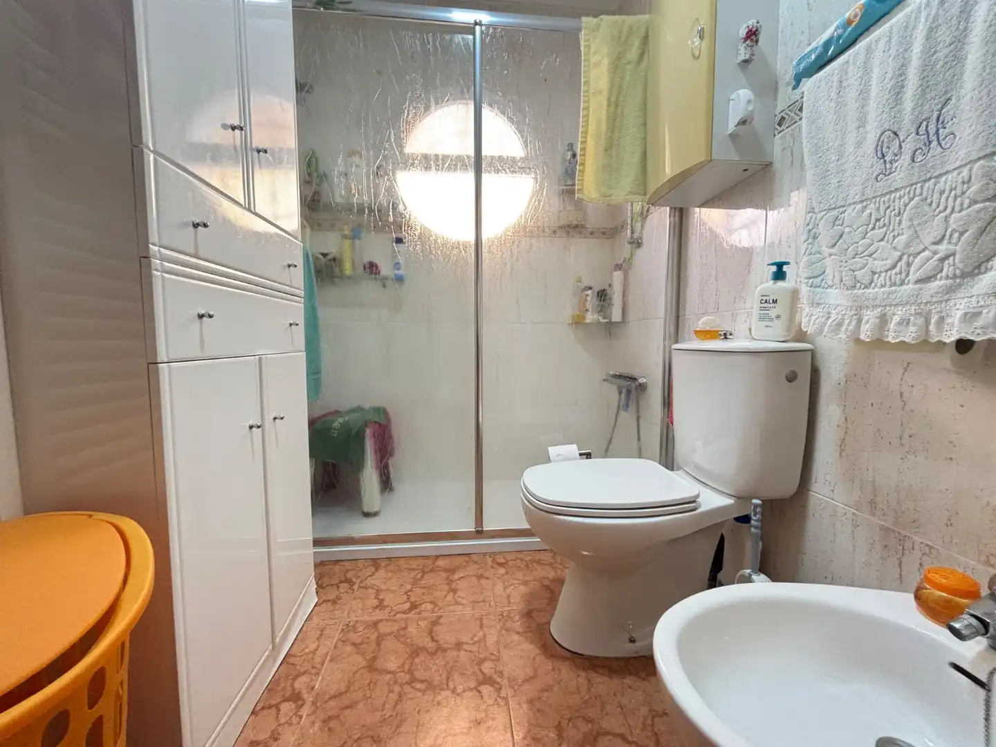 Bany de Casa o xalet en venda en Orihuela amb Aire condicionat, Traster i Piscina