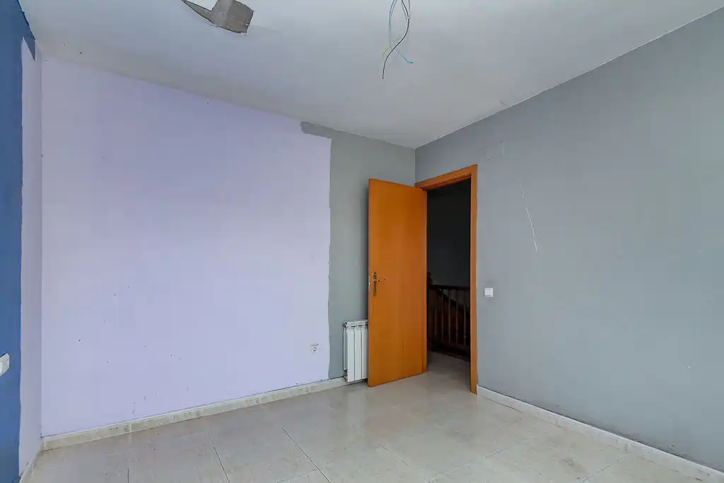 Casa aparellada en venda a C/ Princep D´Asturies, imagen 12