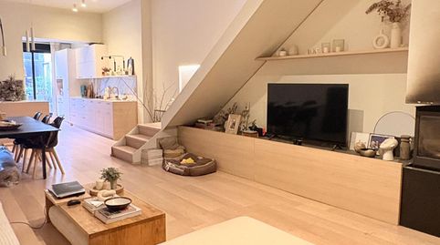 Foto 5 de Casa adosada en venta en Centre - Cordelles, Cerdanyola del Vallès