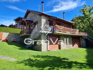 Adosado con balcón en venta en Guils de Cerdanya