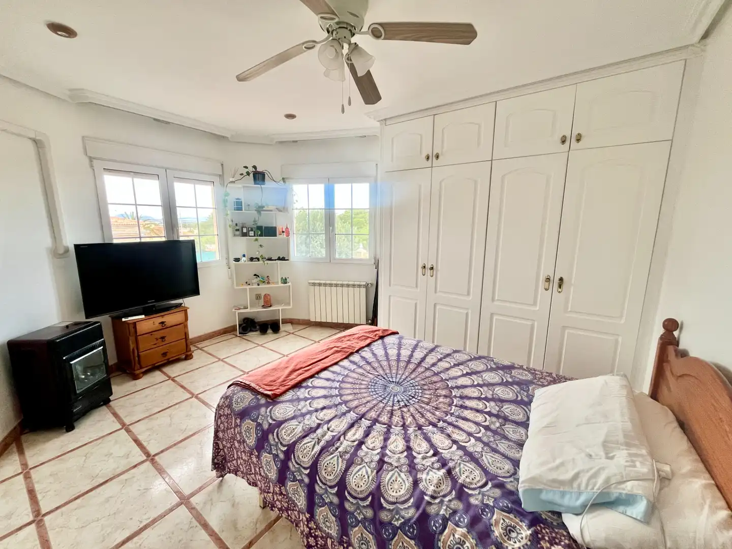 Habitación de Casa o chalet en venta en Torrevieja con Aire acondicionado, Calefacción y Jardín privado