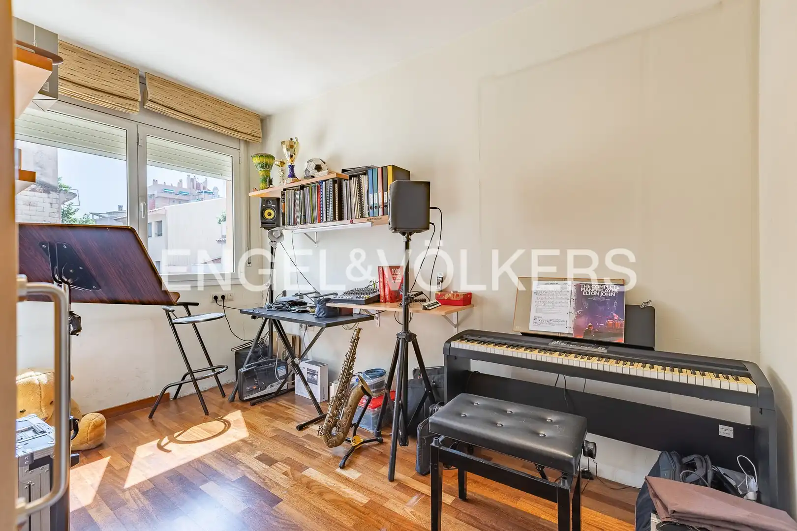 Habitación de Casa adosada en venta en Sabadell con Aire acondicionado, Calefacción y Parquet
