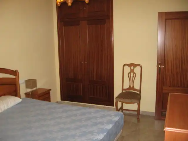 Habitación de Casa o chalet en venta en Guadalcázar con Aire acondicionado, Trastero y Amueblado