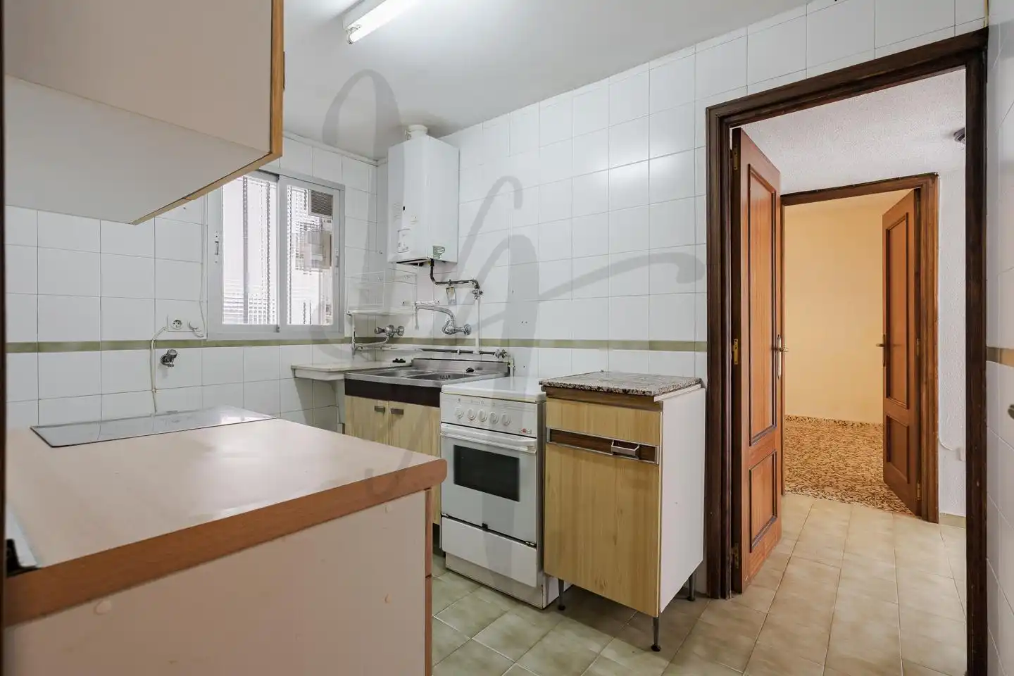 Cocina de Planta baja en venta en Madrid con Calefacción