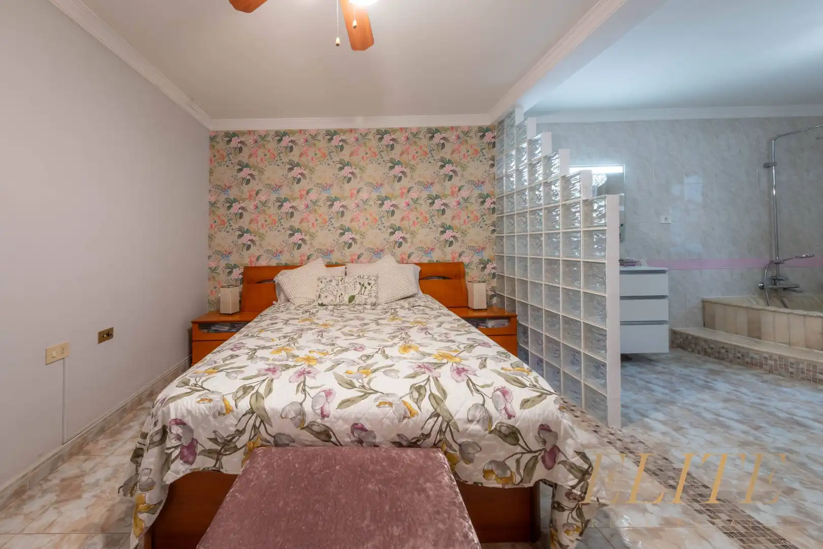 Dormitori de Casa adosada en venda en San Bartolomé de Tirajana amb Aire condicionat, Terrassa i Moblat