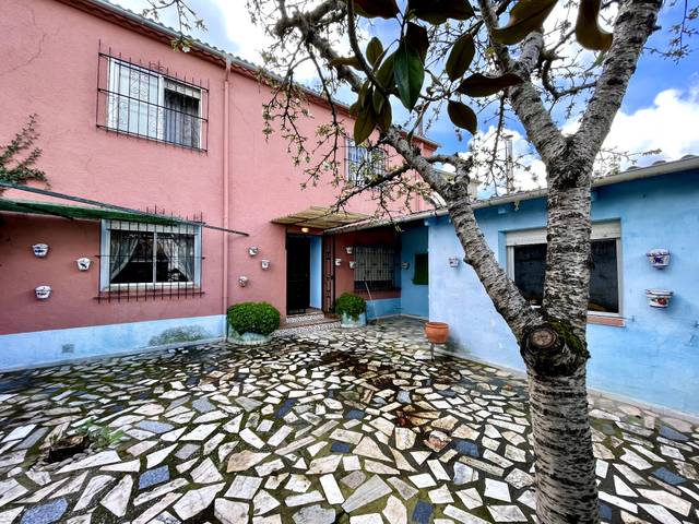 Casa-chalet en Venta en Calle Millán Alonso, 35A en Quintanilla de Onésimo