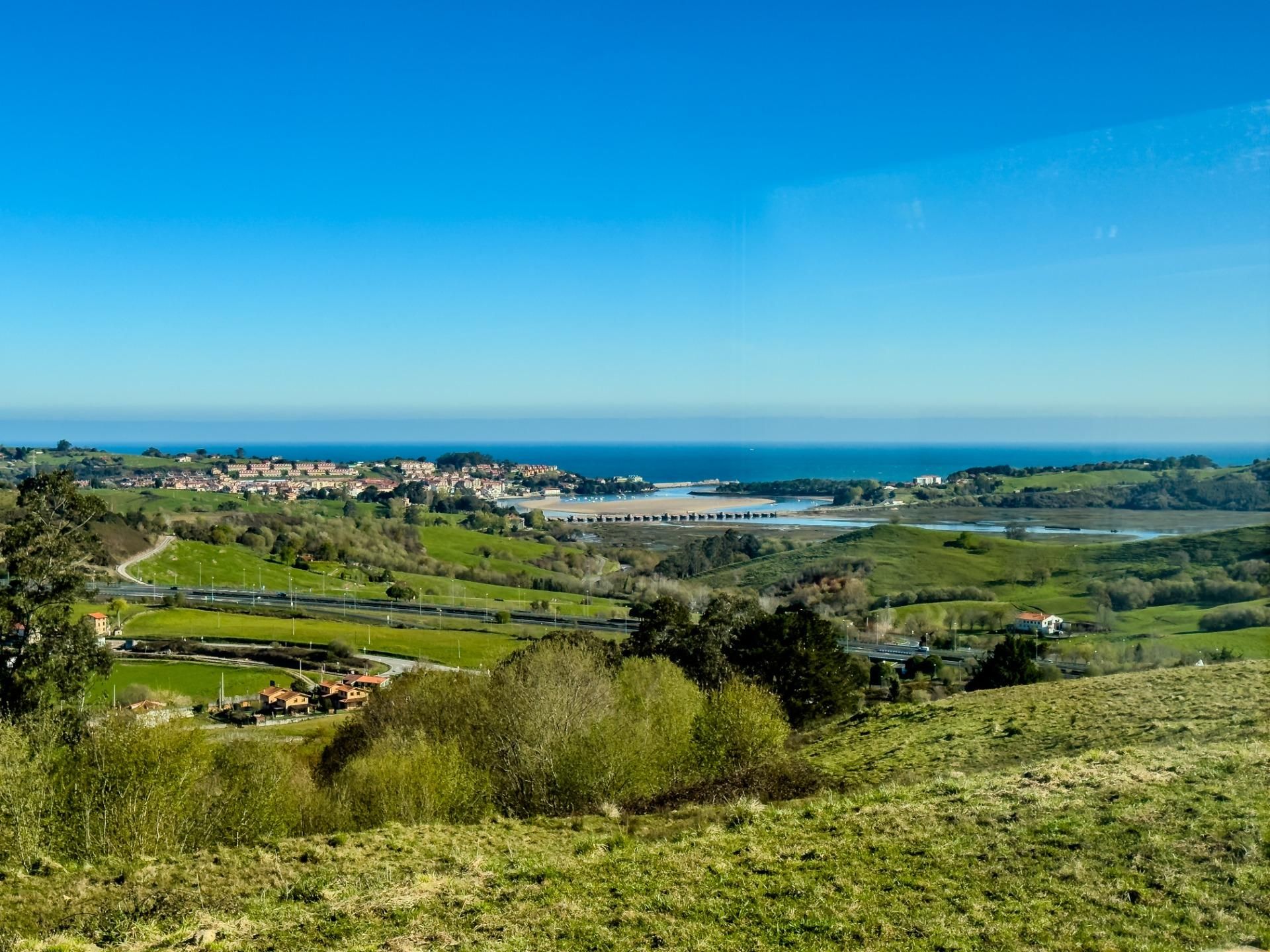 Exterior view of House or chalet for sale in San Vicente de la Barquera  with Heating and Private garden