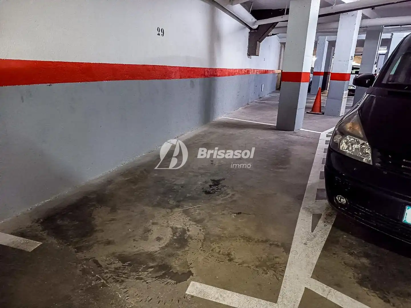 Garage for rent in Ponent