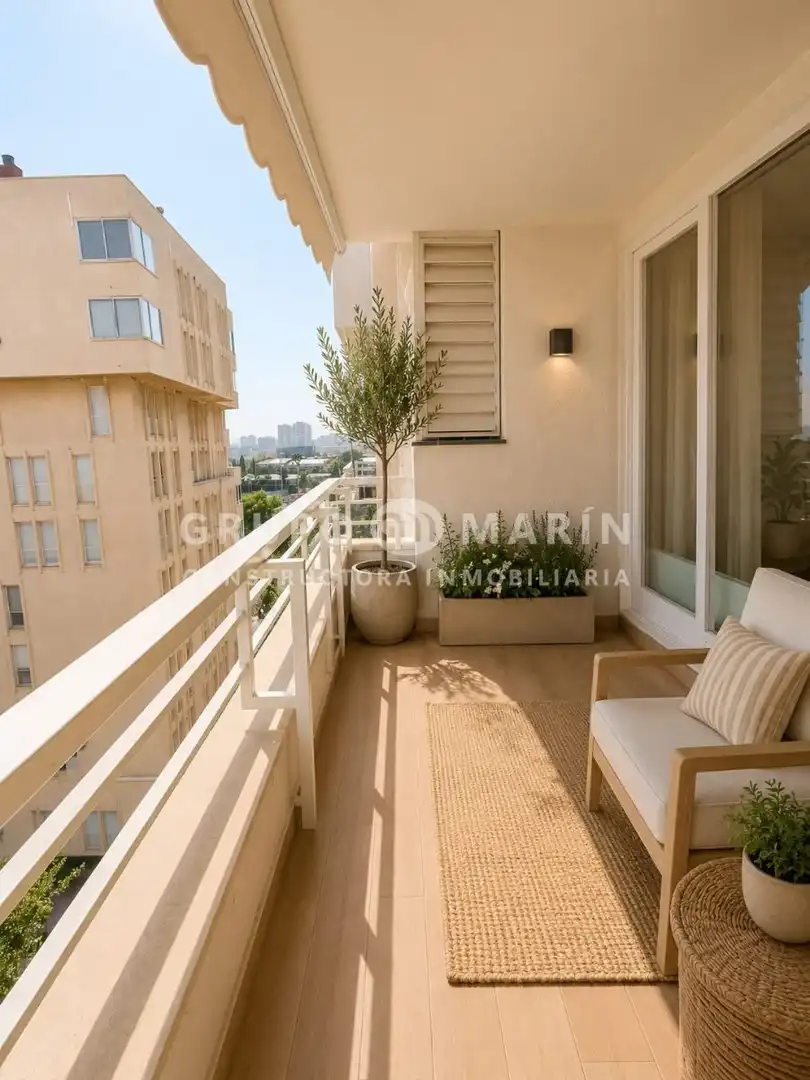 Terraza de Piso en venta en Barcelona con Calefacción y Balcón