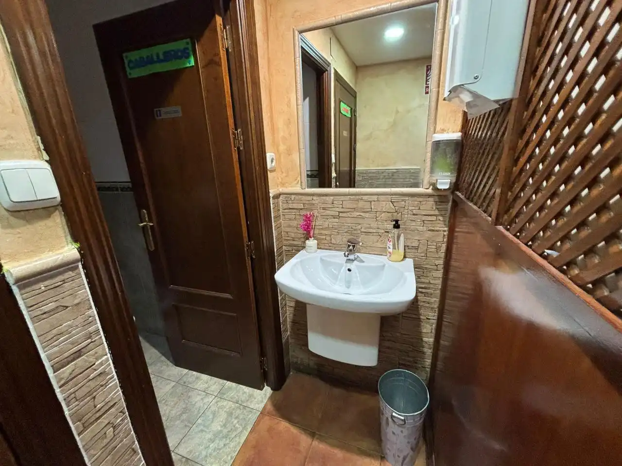 Bathroom of Commercial properties for sale in Granada  with Air Conditioner