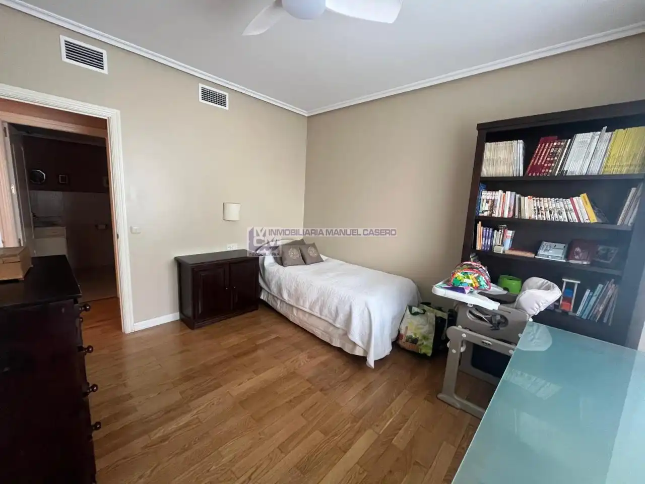Bedroom of Flat for sale in Cáceres  with Air Conditioner, Heating and Parquet flooring