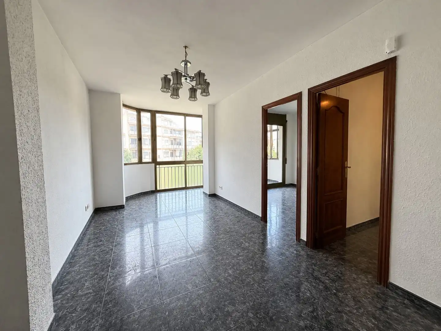 Piso en venta en Barcelona con Balcón
