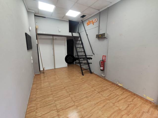 Local comercial en Alquiler en Ensanche - Franciscanos