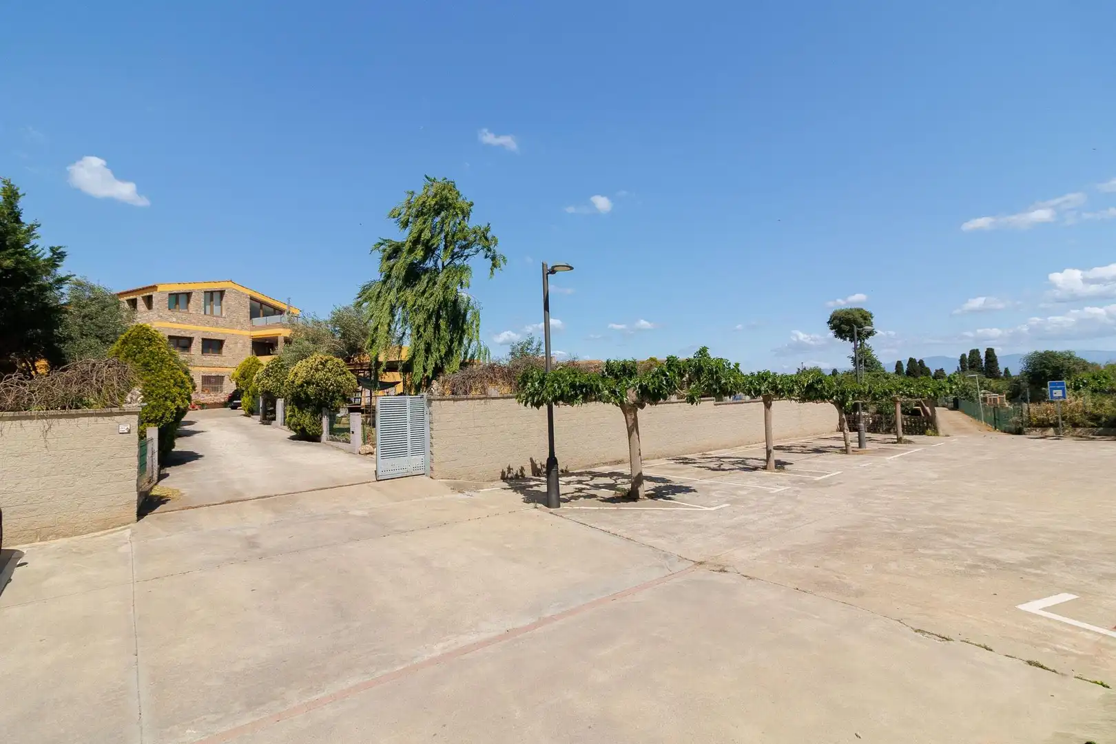 Piso en venta en Vilamalla con Aire acondicionado, Calefacción y Jardín privado