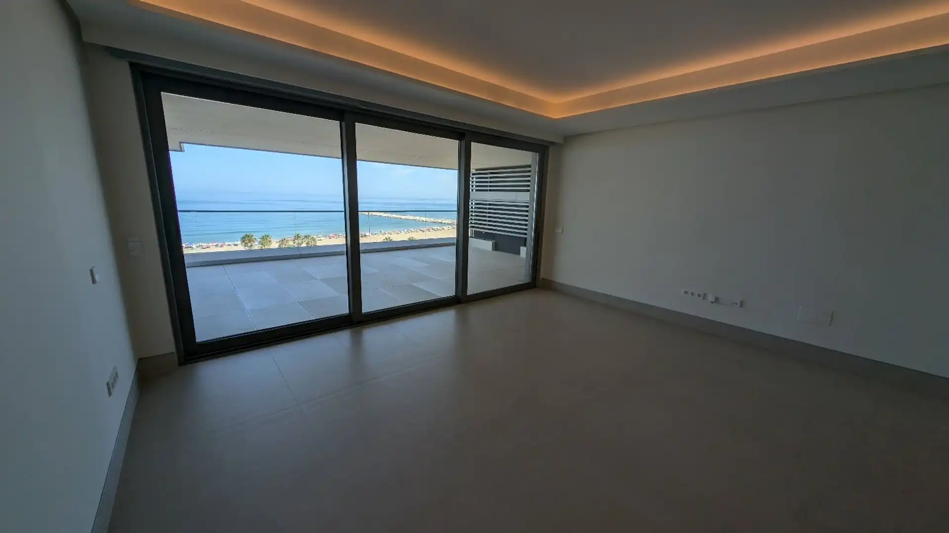 Apartamento de alquiler en Martín Carpena - Torre del Río