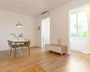 Dining room of Flat to rent in  Barcelona Capital  with Air Conditioner, Heating and Furnished