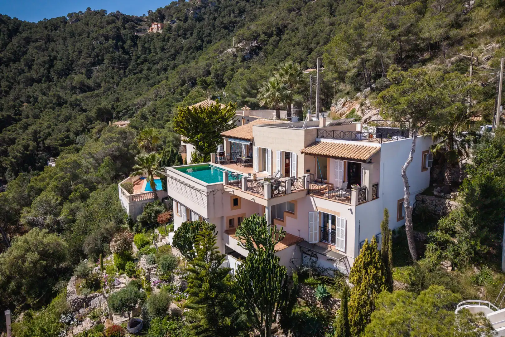 Vista exterior de Casa o xalet en venda en Capdepera amb Aire condicionat, Jardí privat i Terrassa