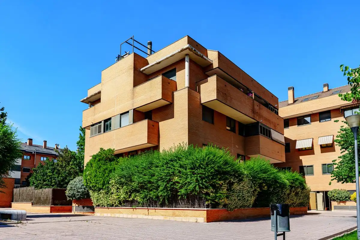 Vista exterior de Ático en venta en Pozuelo de Alarcón con Aire acondicionado, Calefacción y Jardín privado