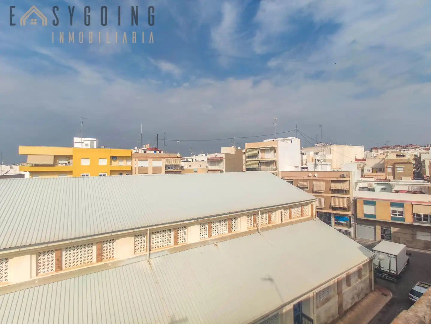 Vista exterior de Edificio en venta en Santa Pola