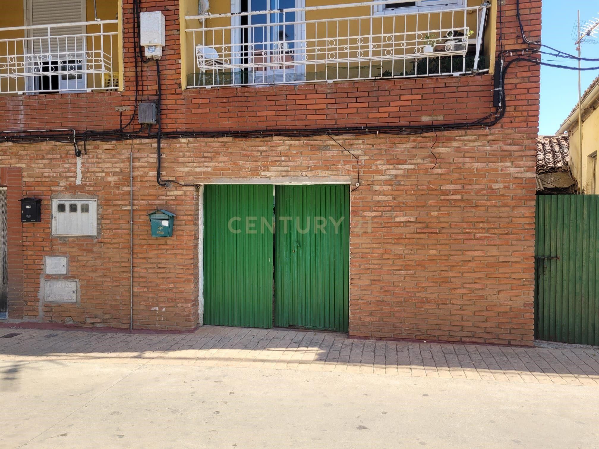 Exterior view of House or chalet for sale in Casar de Palomero