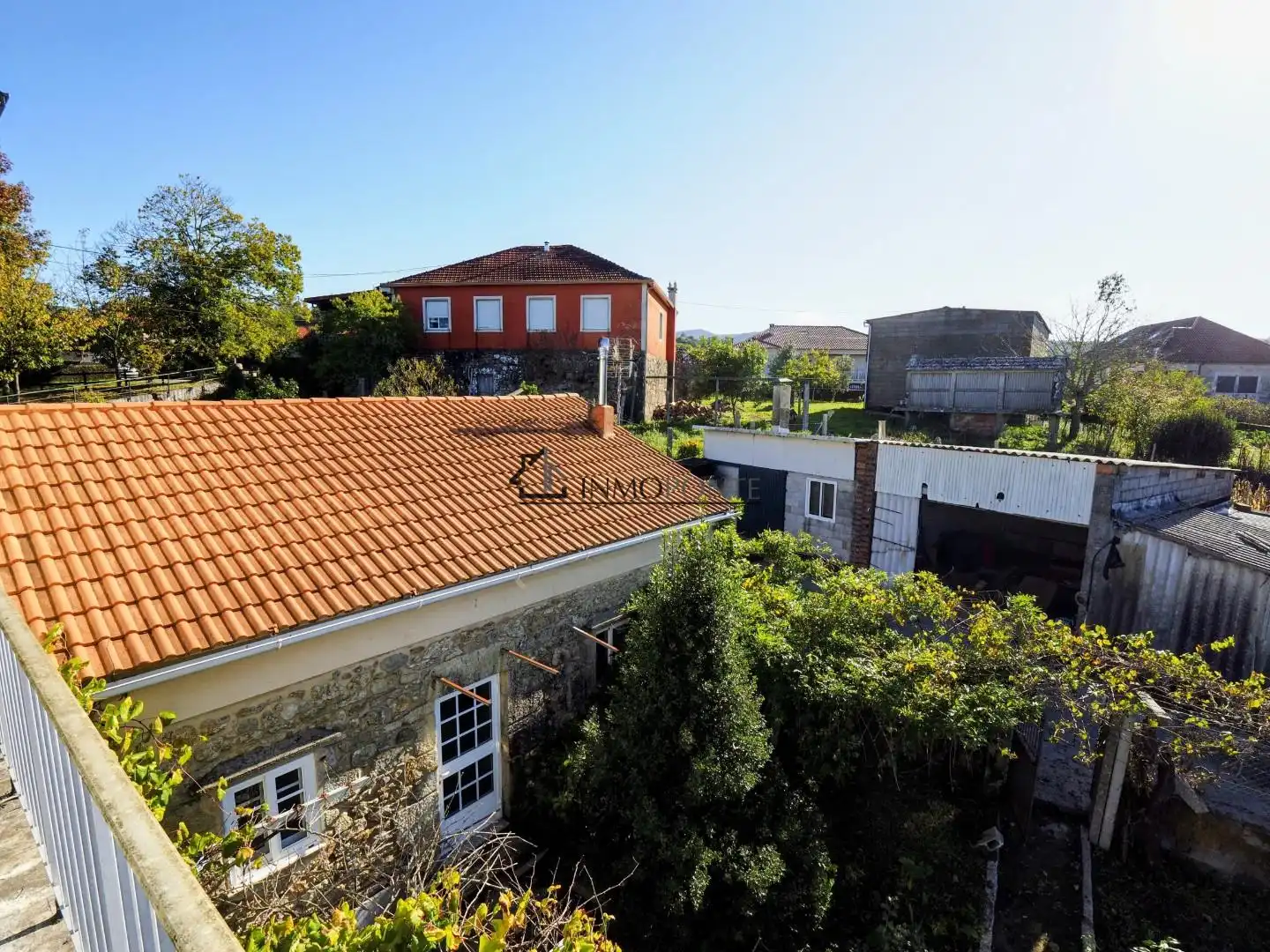 Vista exterior de Casa o xalet en venda en Moraña amb Jardí privat