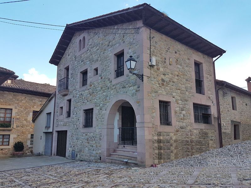 House or chalet for sale in Cosío, Rionansa