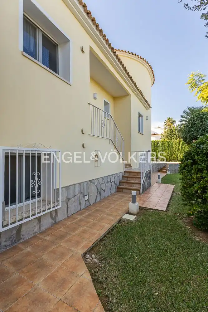 Exterior view of Houses for sale in Dénia  with Air Conditioner, Heating and Private garden