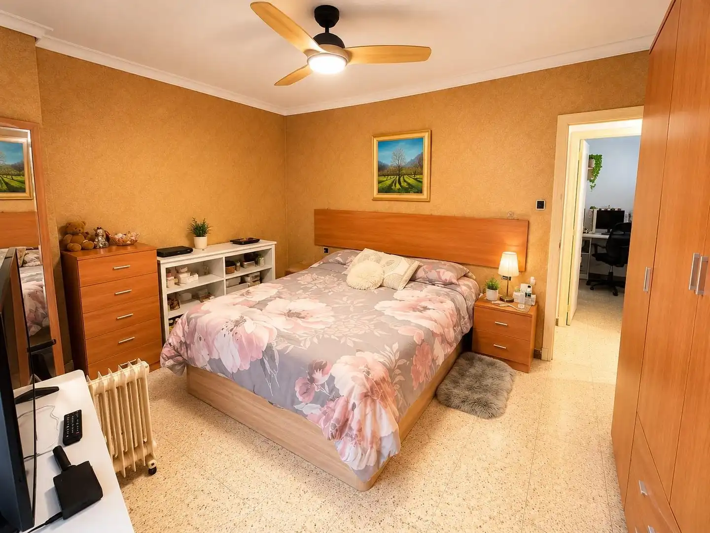 Habitación de Piso en venta en Crevillent con Balcón