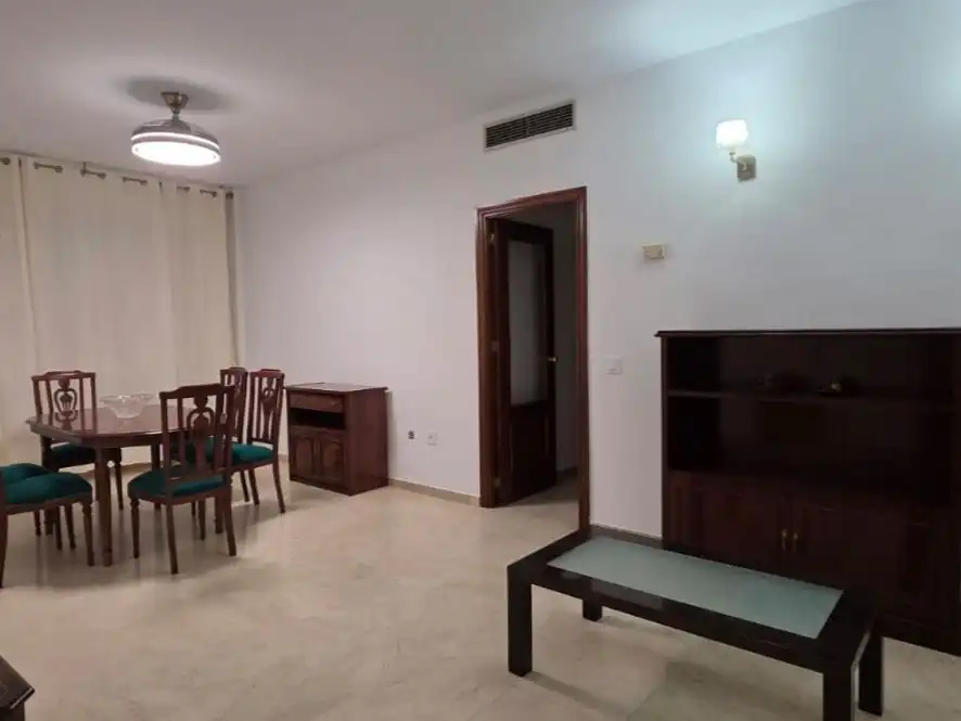 Wohnzimmer von Wohnung zur Miete in Sevilla mit Klimaanlage, Möbliert und Waschmaschine