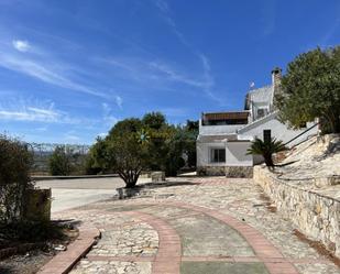 Vista exterior de Casa o xalet en venda en L'Olleria amb Aire condicionat, Calefacció i Jardí privat