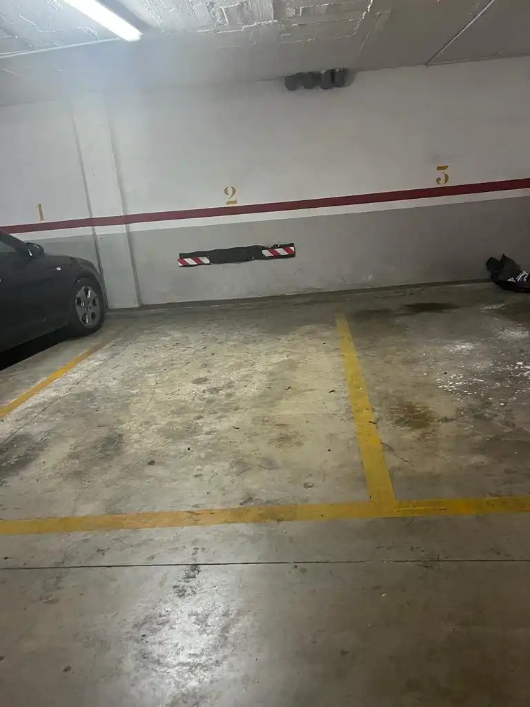 Parcheggio in vendita a Don Pelayo 48-50, imagen 4