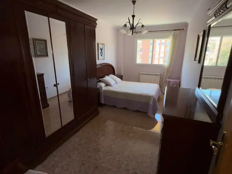 Habitación de Piso en venta en Sagunto / Sagunt con Terraza y Balcón