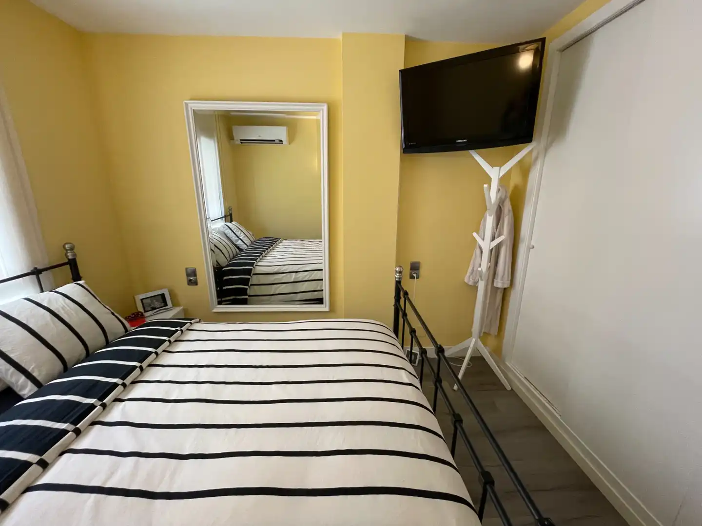 Dormitori de Apartament en venda en Vinyols i els Arcs amb Terrassa, Moblat i Forn