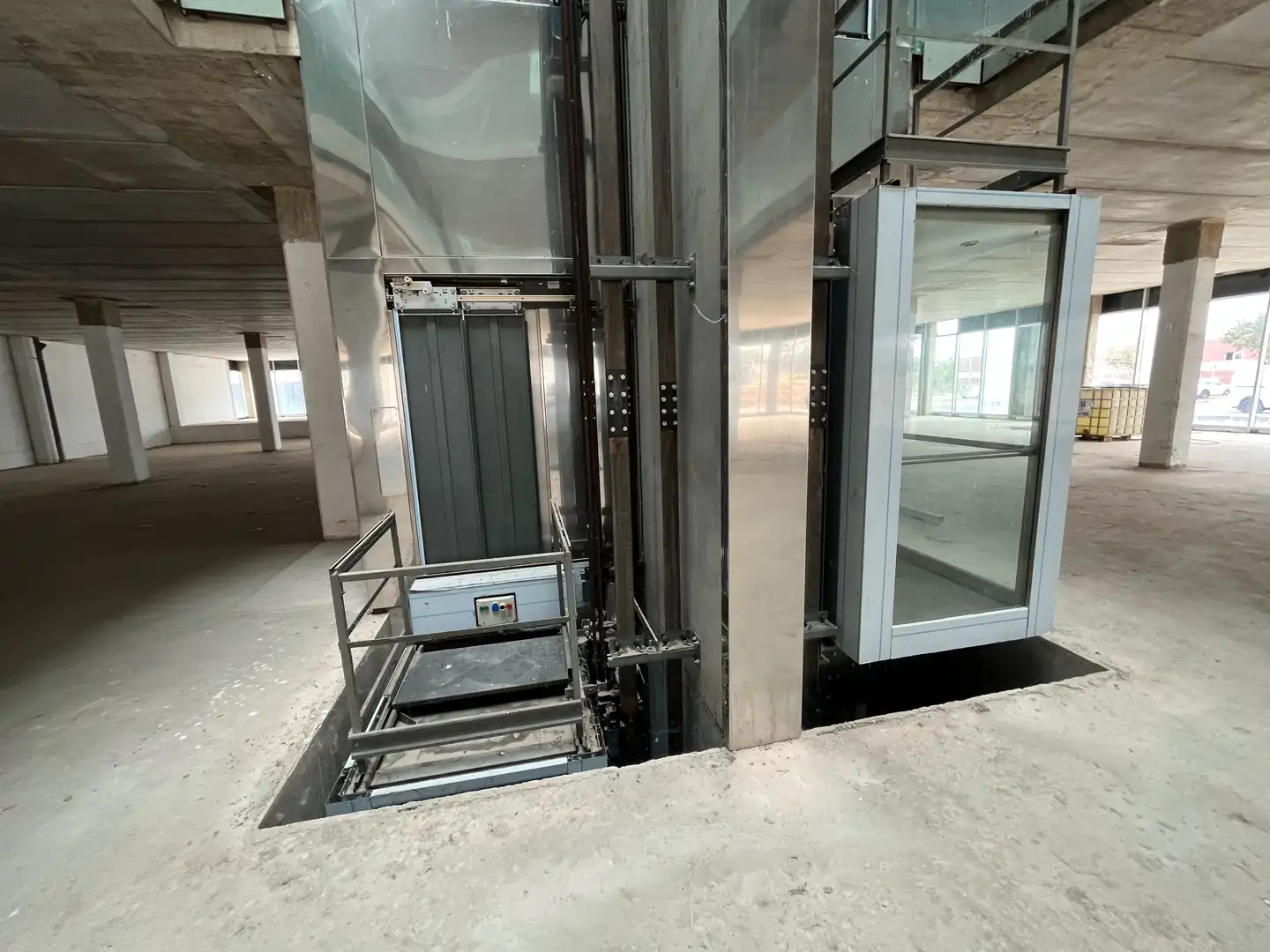 Edificio en venta en Plaça Ramon Folch, Bellpuig