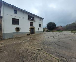 Vista exterior de Casa o xalet en venda en Sant Julià de Vilatorta amb Calefacció i Jardí privat