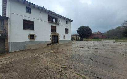 Vista exterior de Casa o xalet en venda en Sant Julià de Vilatorta amb Calefacció i Jardí privat