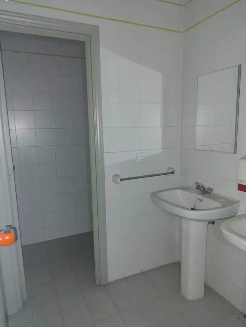 Office space for sale in Calle GERENAL REY, imagen 10