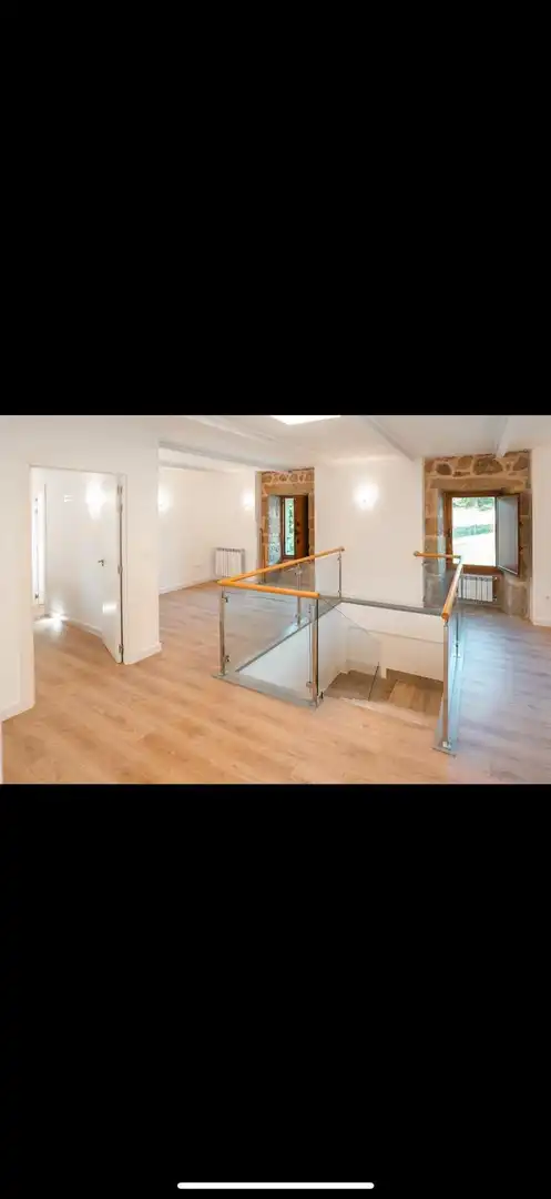 Casa o xalet en venda en A Merca   amb Jardí privat, Terrassa i Moblat
