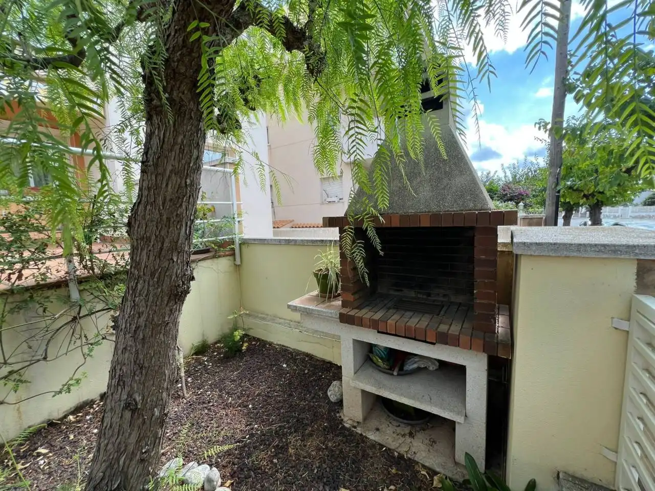 Garden of Flat for sale in Cubelles  with Air Conditioner, Heating and Private garden