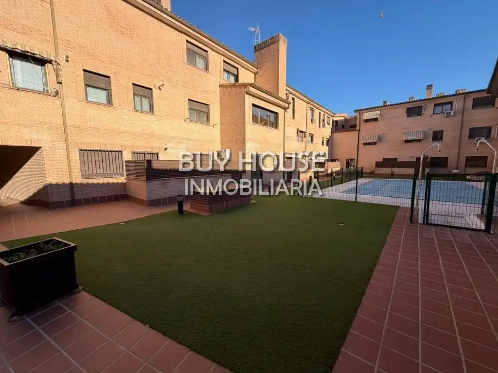 Vista exterior de Pis de lloguer en Torrejón de Velasco, Madrid