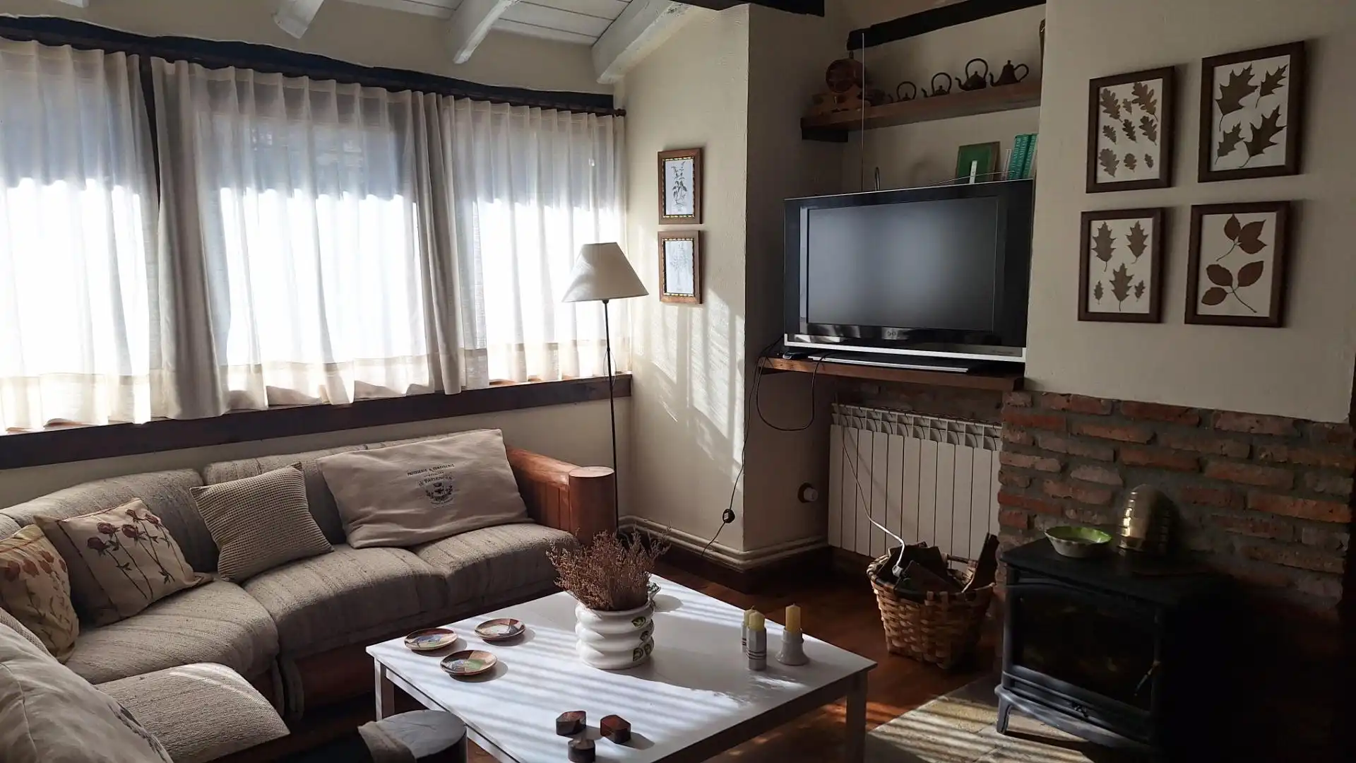 Sala de estar de Casa o chalet en venta en Camaleño con Calefacción, Trastero y Balcón