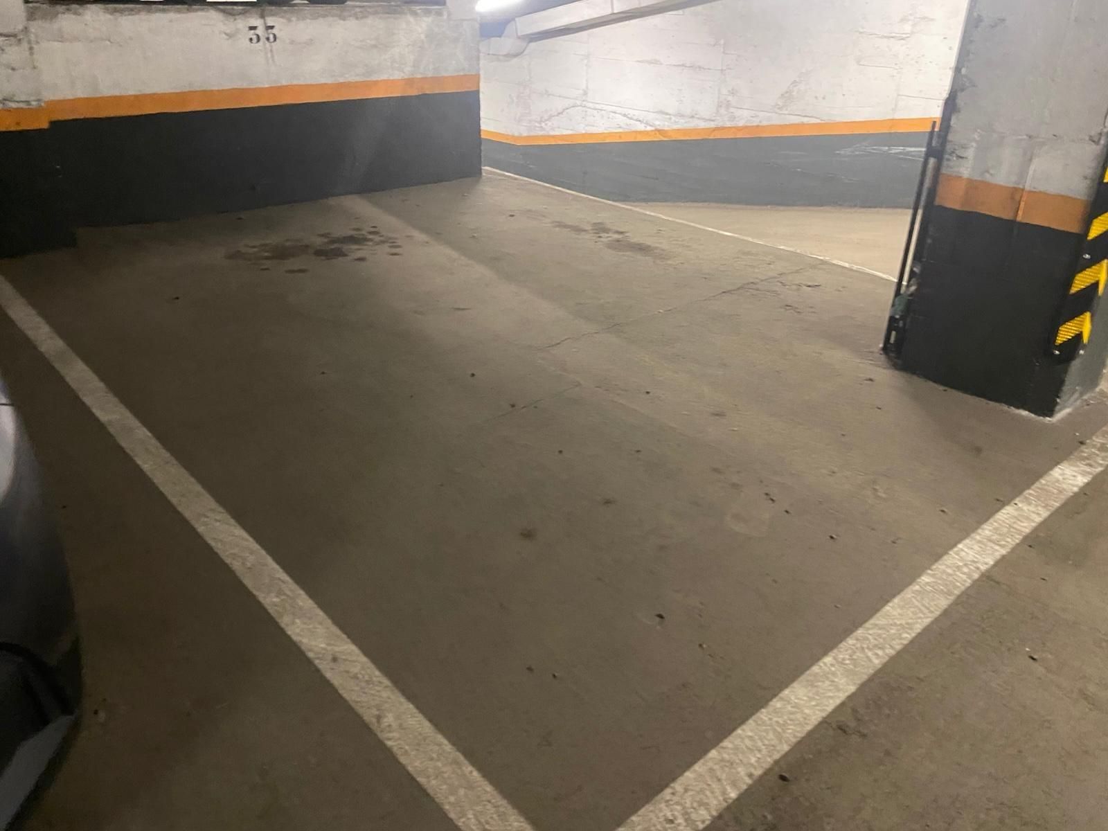 Parking of Garage for sale in  Madrid Capital