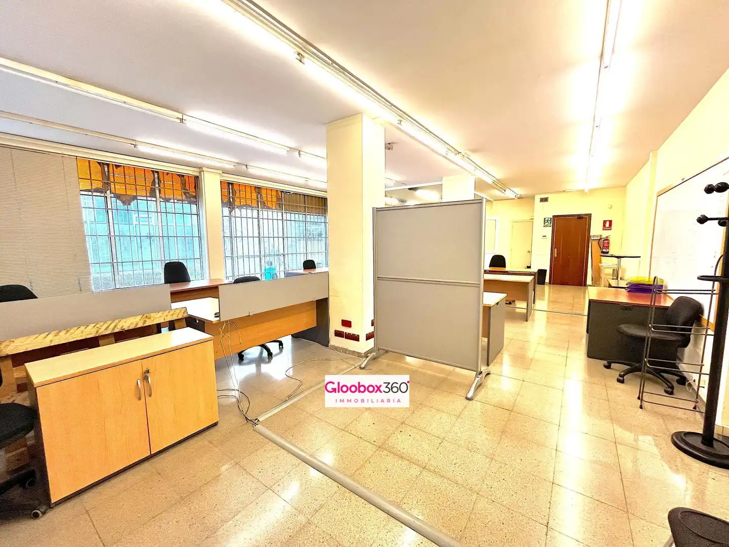 Büro zum Verkauf in Avenida S JORDI 31, imagen 9