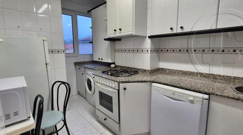 Foto 2 de Piso de alquiler en Calle Ricardo López Aranda, Peñacastillo - Nueva Montaña, Santander