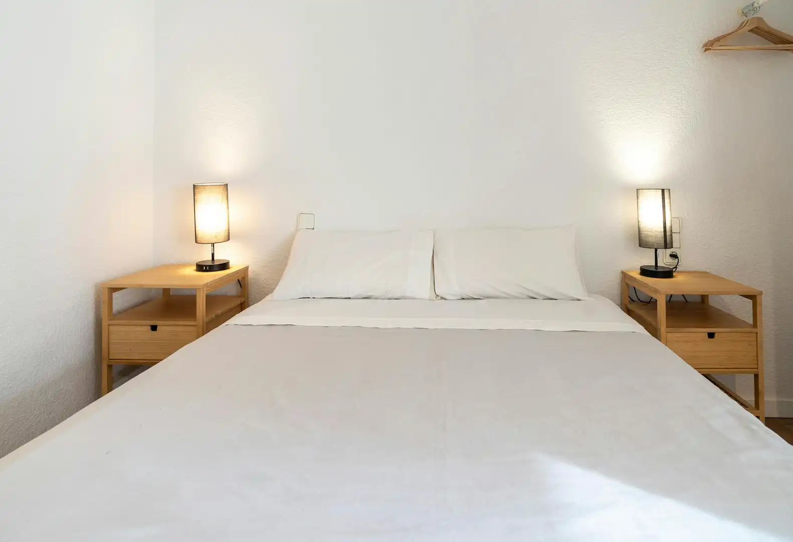 Habitación de Piso de alquiler en Valencia con Aire acondicionado, Calefacción y Amueblado