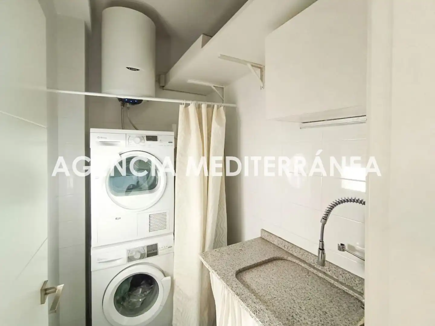 Bedroom of Attic for sale in Valencia  with Air Conditioner, Heating and Terrace