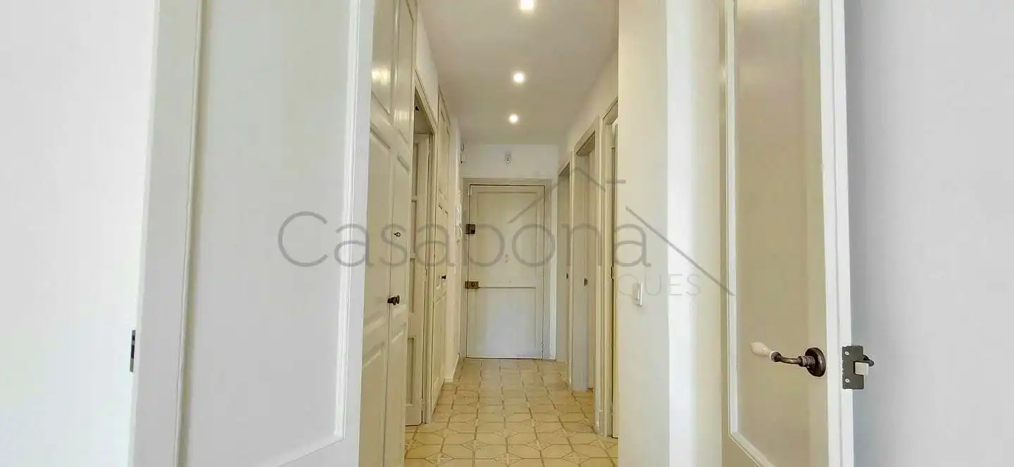 Piso en venta en Centelles con Calefacción, Terraza y Balcón