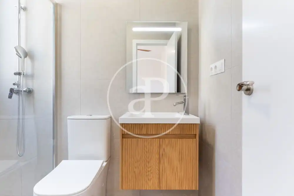 Baño de Casa o chalet de alquiler en Valencia con Aire acondicionado, Calefacción y Terraza